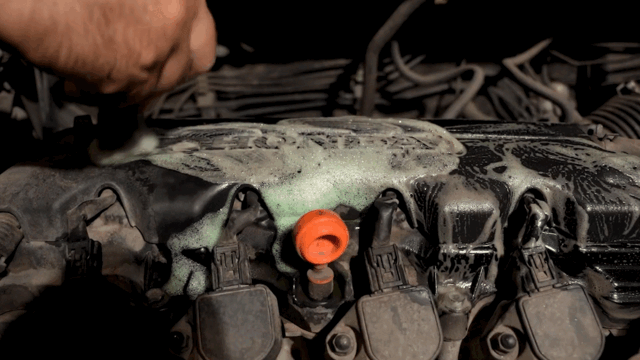 VEXUS – Limpiador de Rines y Motor de Alta Performance