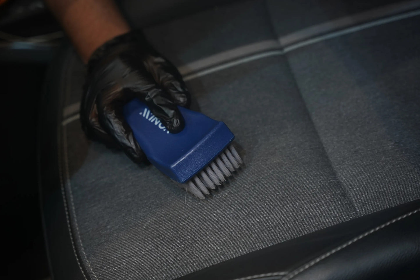 Escoba de Limpieza con Cerdas Suaves | Limpieza Profunda para Asientos de Cuero y Tela